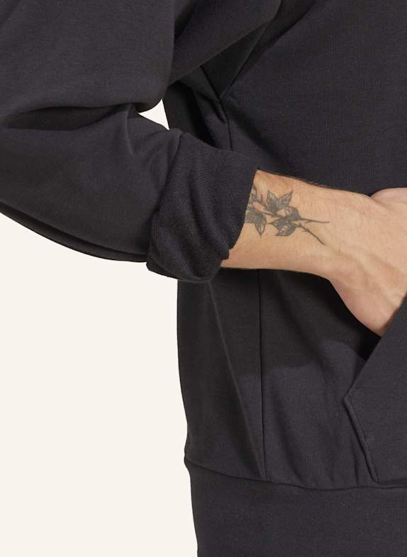 adidas ESSENTIALS FEELCOZY FRENCH TERRY HOODIE SCHWARZ/ WEISS