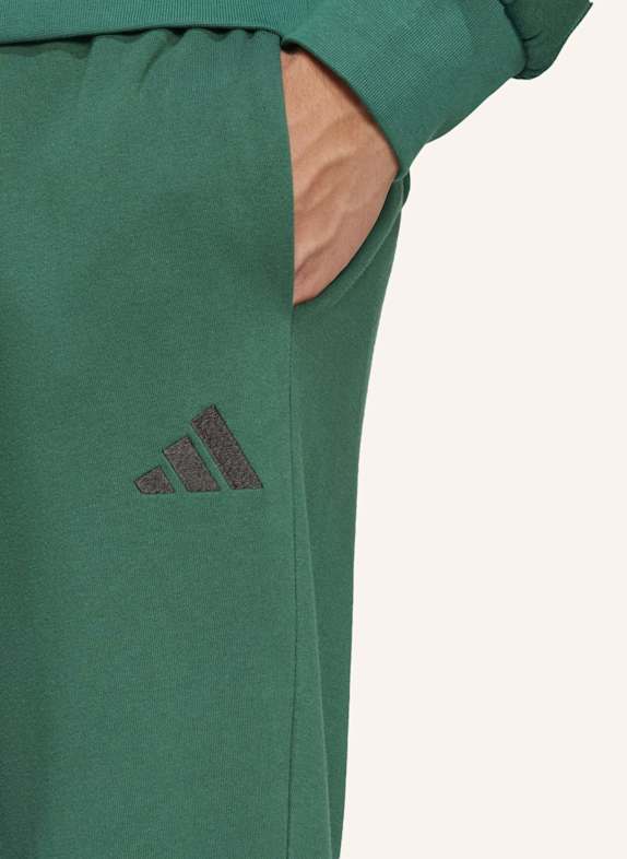 adidas ESSENTIALS FEEL COZY FRENCH TERRY HOSE GRÜN/ SCHWARZ