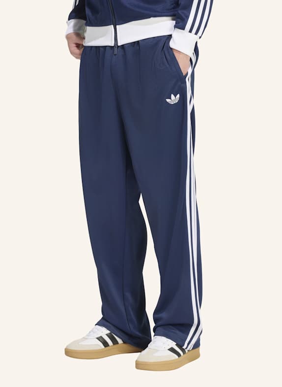 adidas Originals ADICOLOR LOOSE TRACKPANTS BLAU/ WEISS