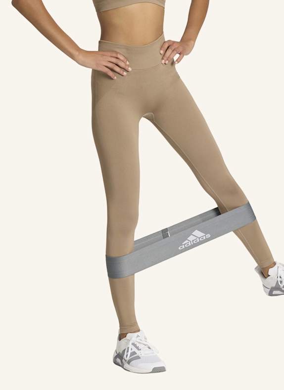 adidas WORKOUT ESSENTIALS KNIT SCRUNCH 7/8 LEGGINGS BRAUN