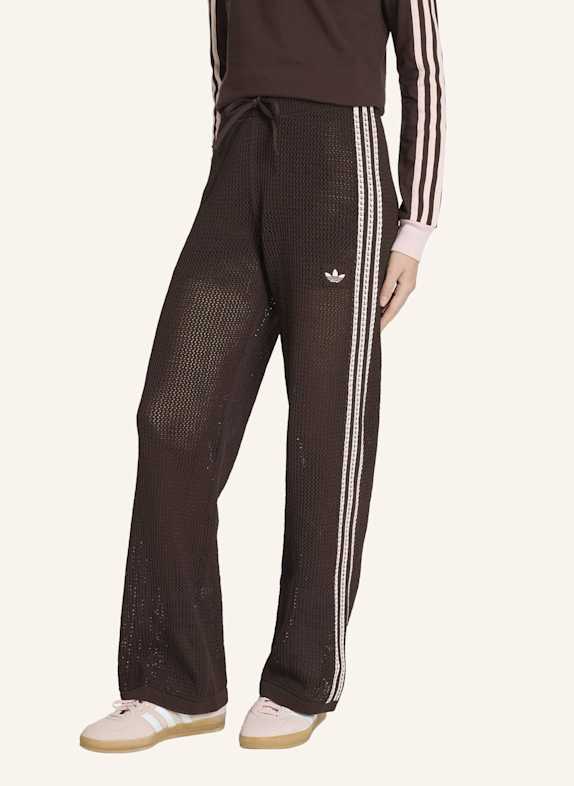 adidas Originals GESTRICKTE GEHÄKELTE FIREBIRD TRAININGSHOSE BRAUN