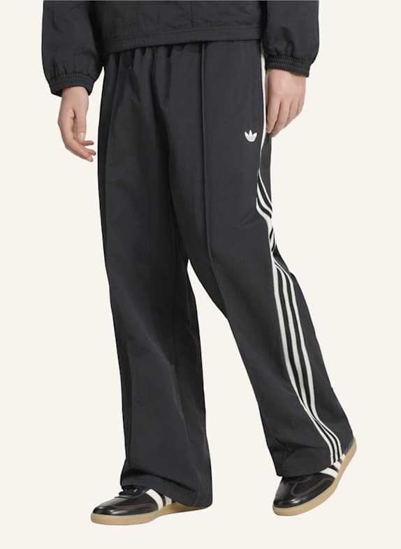 adidas Originals Trainingshose BRITCORE SCHWARZ
