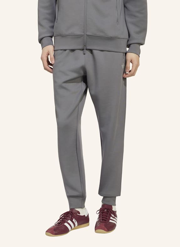 adidas Originals TREFOIL ESSENTIALS SPACER TRAININGSHOSE GRAU