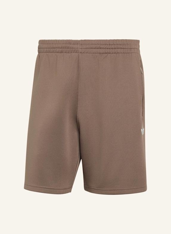 adidas Originals TREFOIL ESSENTIALS SPACER SHORTS BRAUN