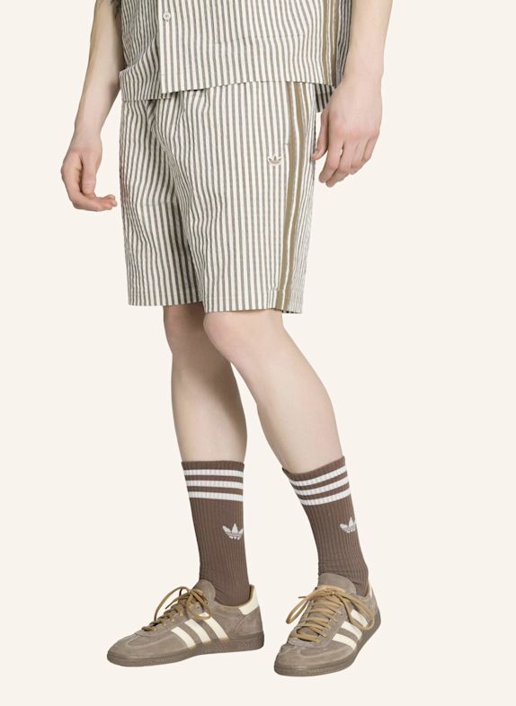 adidas Originals Shorts RESORT S mit Galonstreifen KHAKI