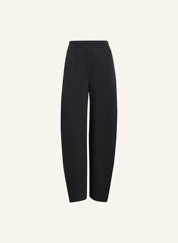 adidas ESSENTIALS CONTEMPORARY FLEECE HOSE MIT BARREL-BEIN SCHWARZ