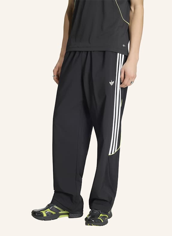adidas Originals TEAMGEIST 26 TRAININGSHOSE SCHWARZ/ WEISS