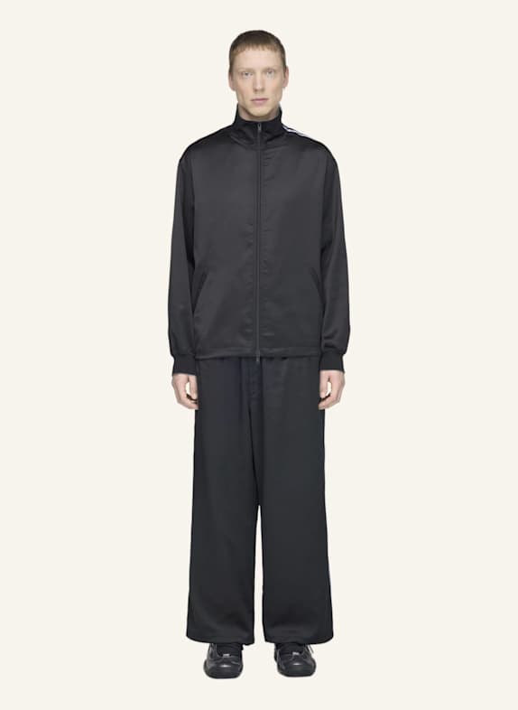 Y-3 Y-3 3-STREIFEN TRAININGSHOSE, SATIN, FARBVERLAUF SCHWARZ