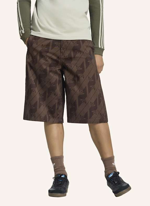 adidas Originals MONOGRAMM-JORTS BRAUN