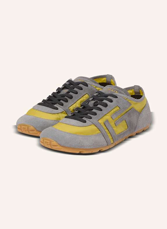 BALMAIN Sneakers Racer 45 aus Wildleder und Nylon GELB