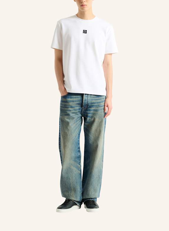 BALMAIN T-Shirt mit aufgesticktem Logo WEISS
