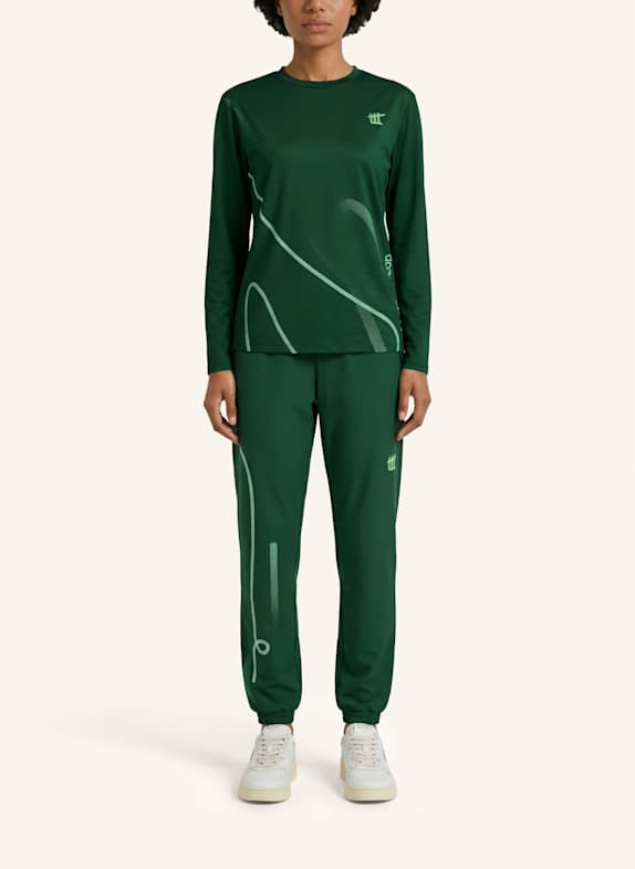 to the top Track Pants PACE GRÜN