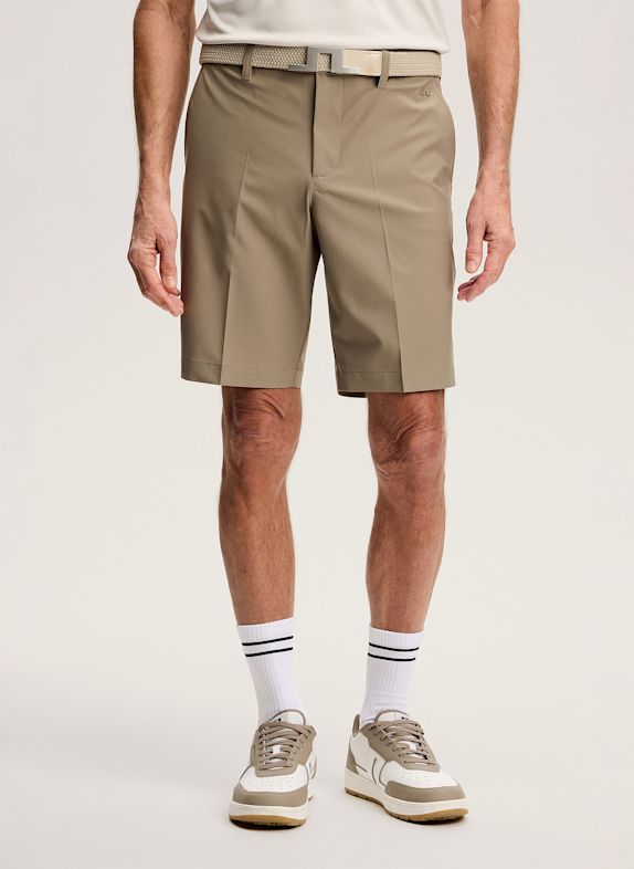 J.LINDEBERG Shorts BEIGE