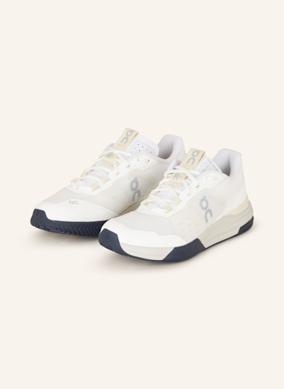 On THE ROGER ADVANTAGE PRO CLAY tennis shoes