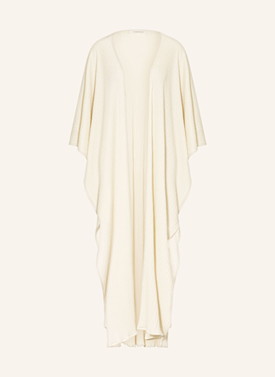 by Aylin Koenig Oversized-Cape ILA