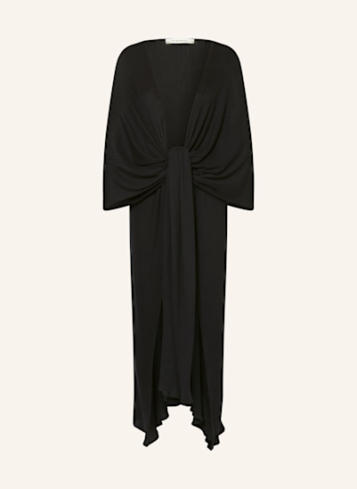 by Aylin Koenig Oversized-Cape ILA
