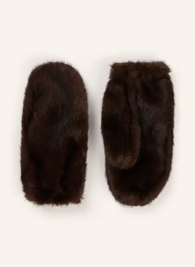 darling harbour Faux fur mittens