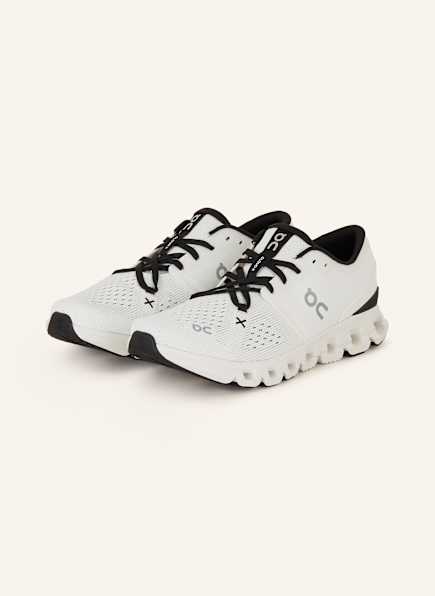 On Fitnessschuhe CLOUD X 4