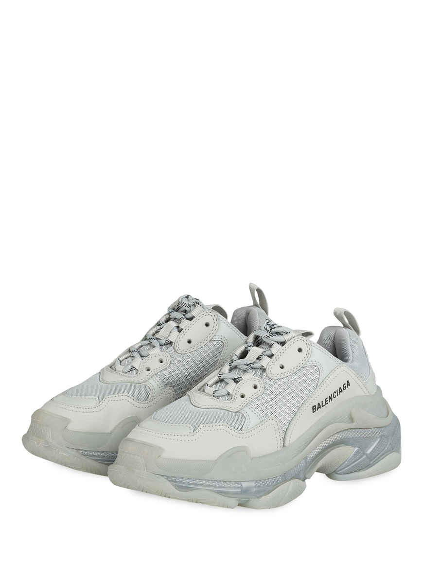 Selling for under retail Balenciaga Speed Trainer Depop