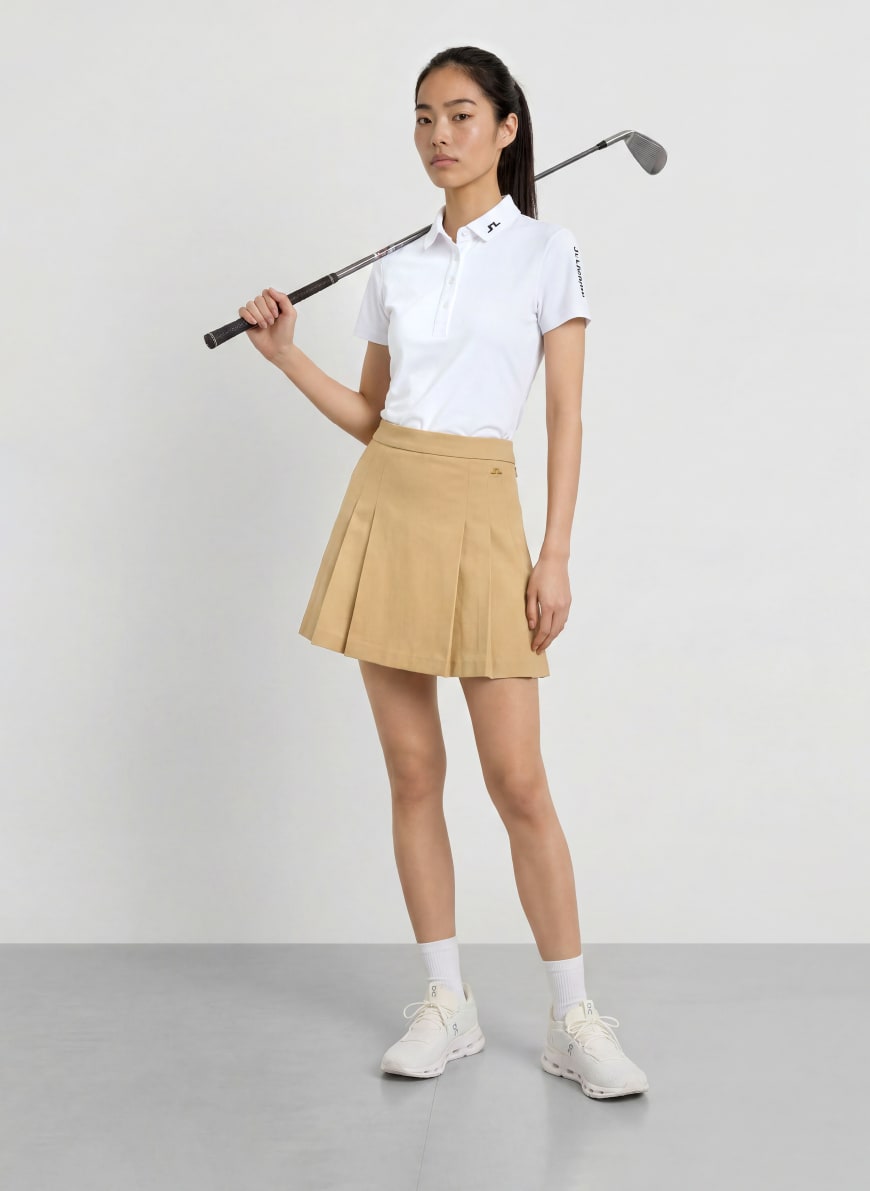 J.LINDEBERG ゴルフスカート ベージュ　sサイズ J.LINDEBERG Golf skirt in beige
