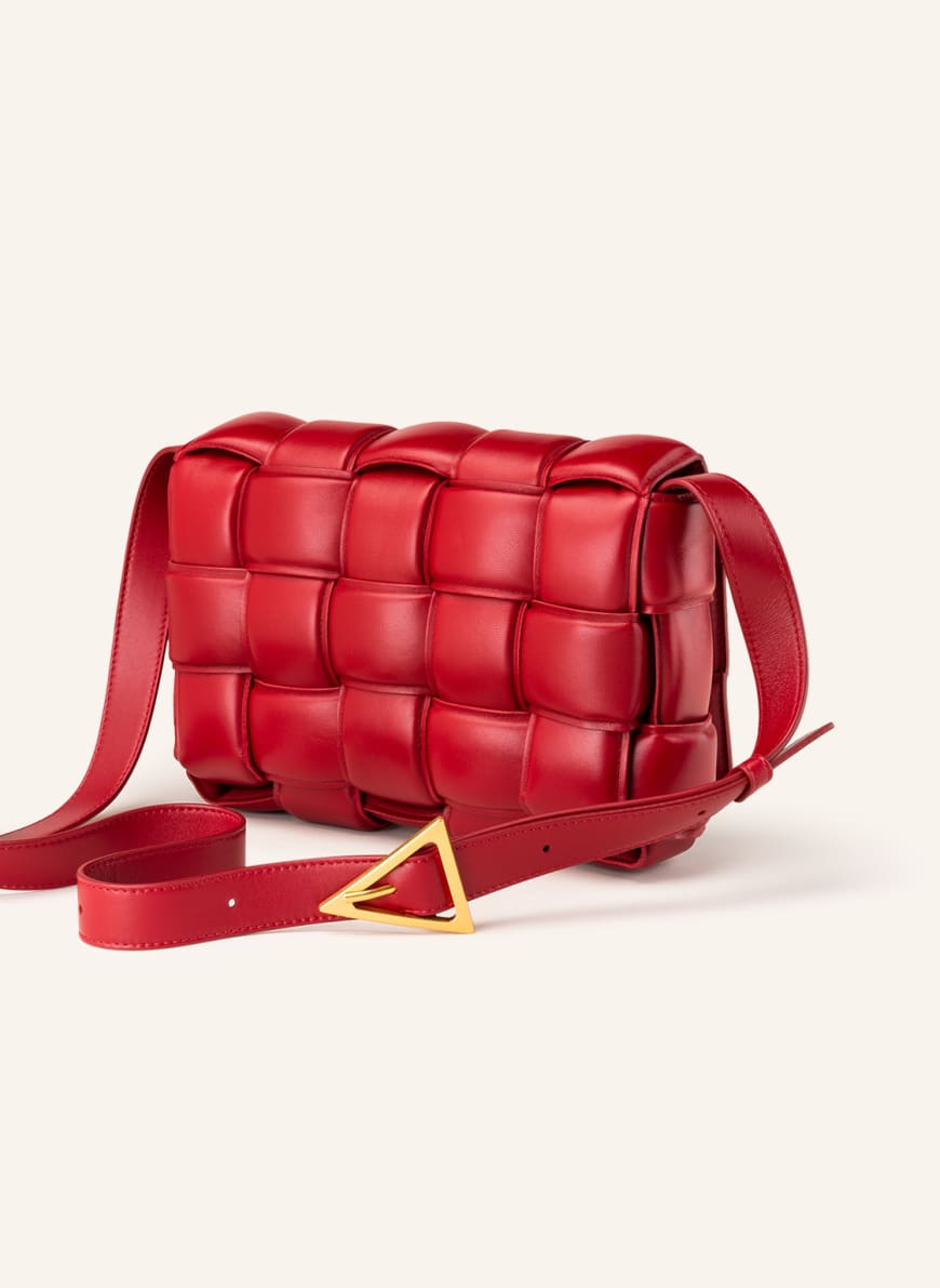 BOTTEGA VENETA Umhangetasche PADDED CASSETTE in pale blue