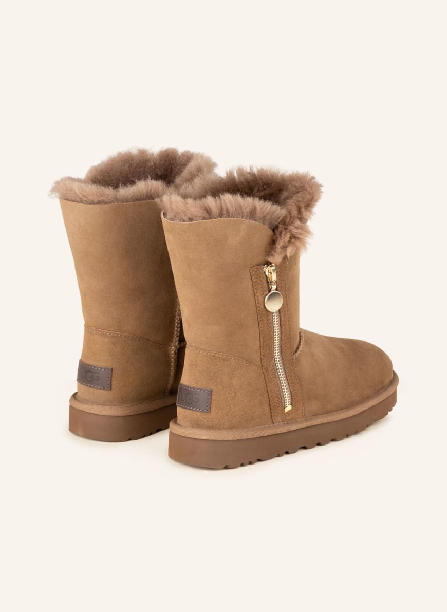 Ugg boots top with tassels