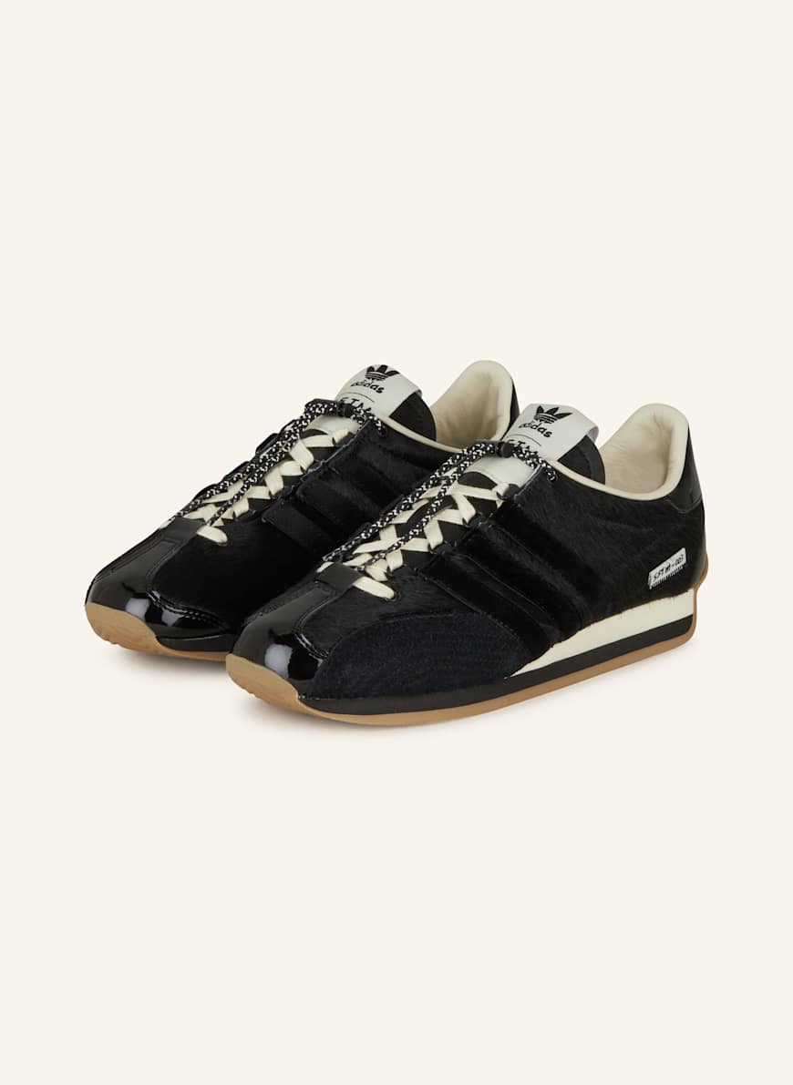 adidas Originals COUNTRY OG SFTM sneakers in black