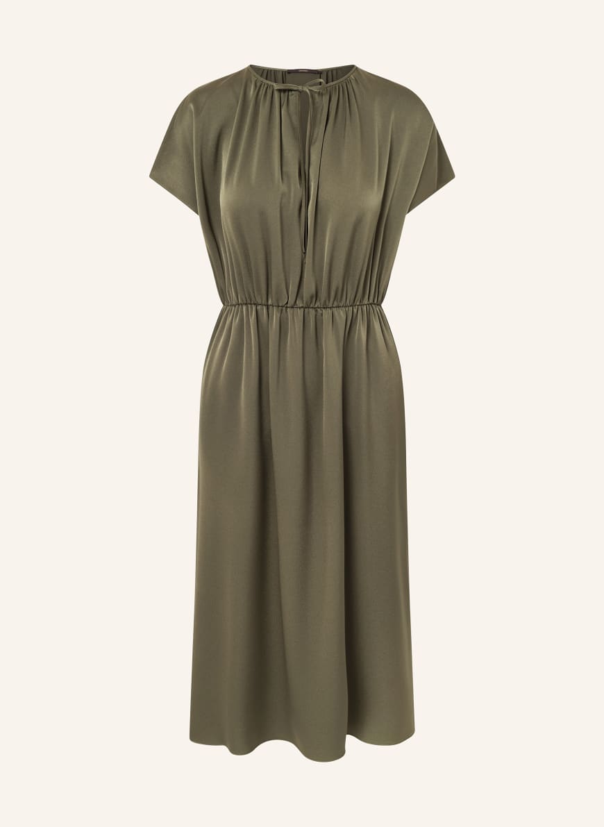 windsor. Dress in green