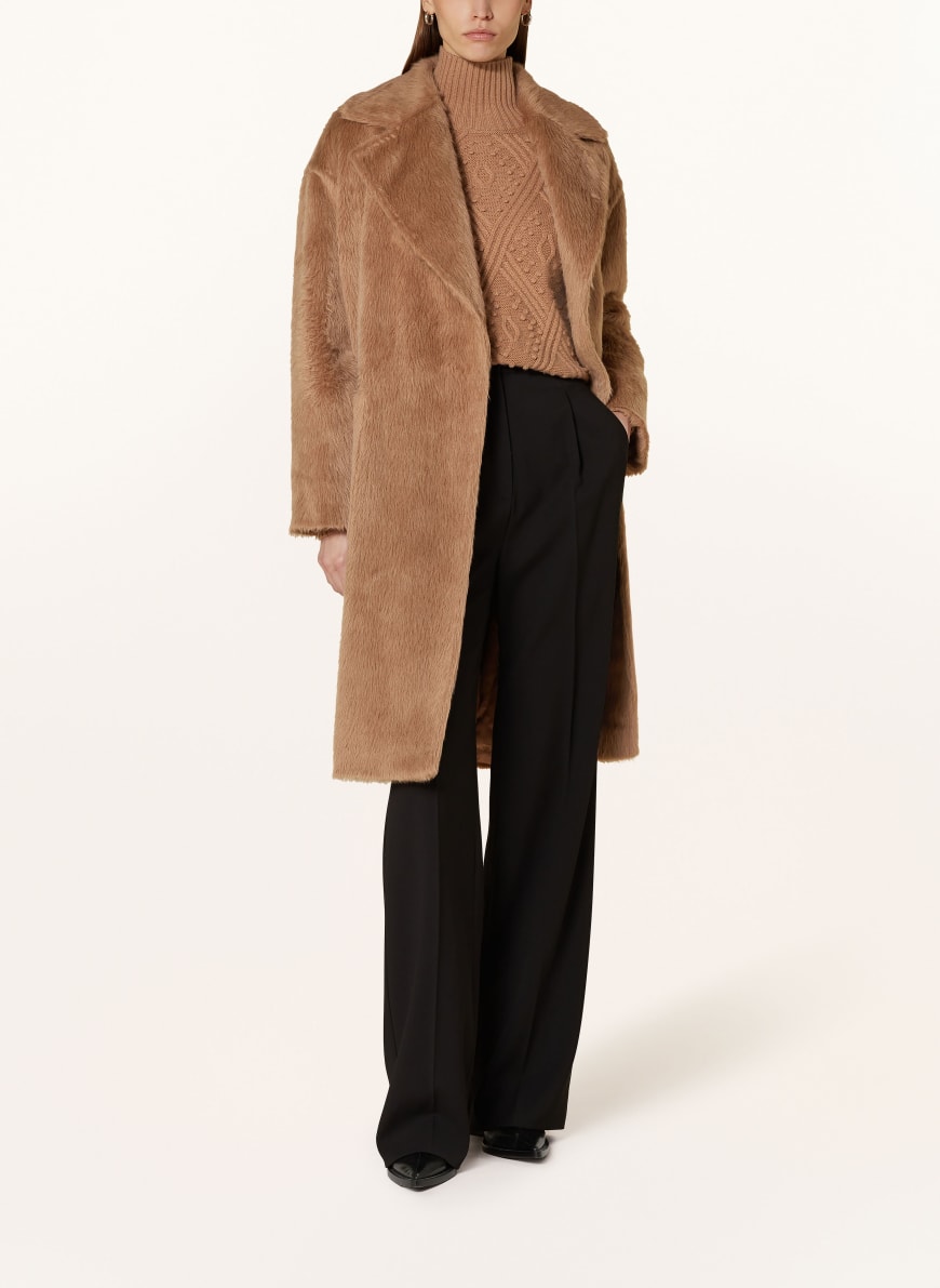 Max Mara Studio PAZZO008 関税送料込 Max Mara STUDIO Płaszcz ze sztucznego futra OTTANTA z alpaki