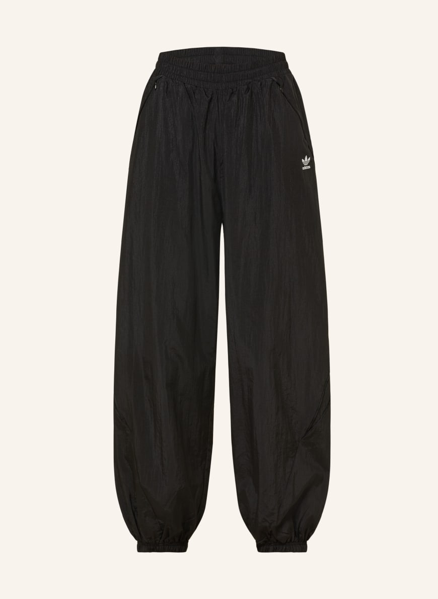 【新品未使用】adidasOriginals WOVEN TRACK PANTS adidas Originals woven track pants in green | ASOS