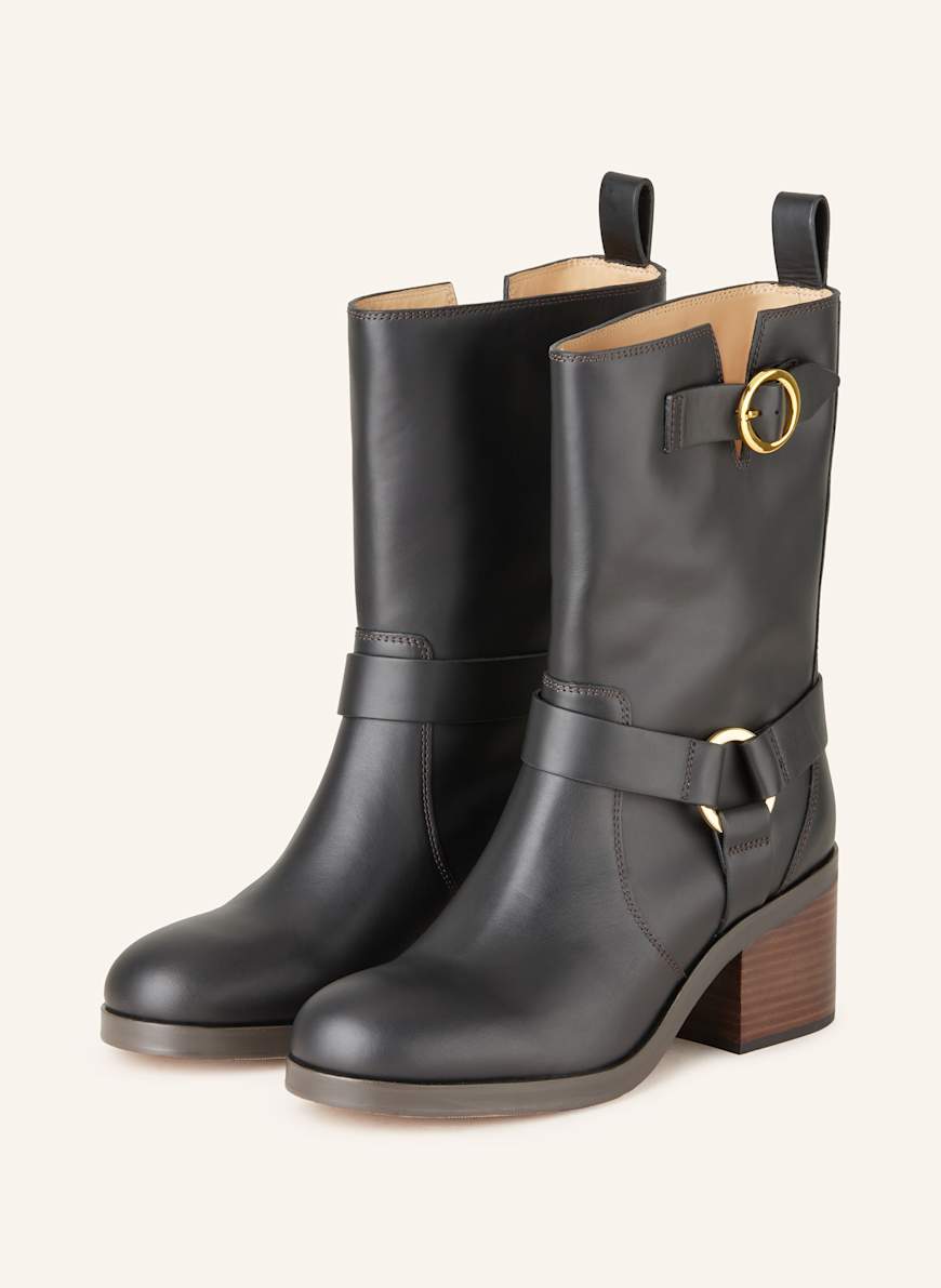 Leela grand moto boot sale