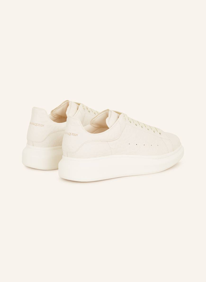 Alexander mcqueen sneaker size fit on sale