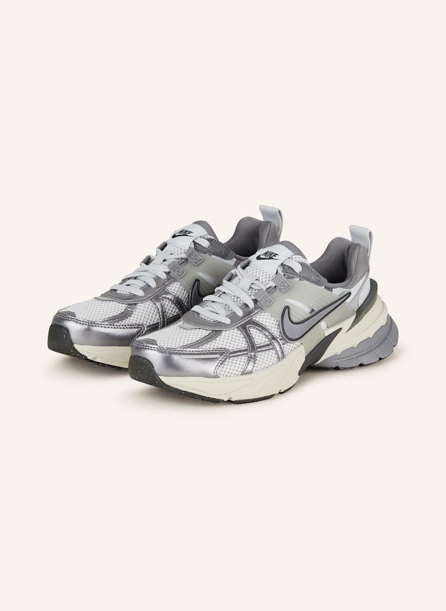 Nike Sneaker V2K RUN: GRAU/ HELLGRAU/ CREME