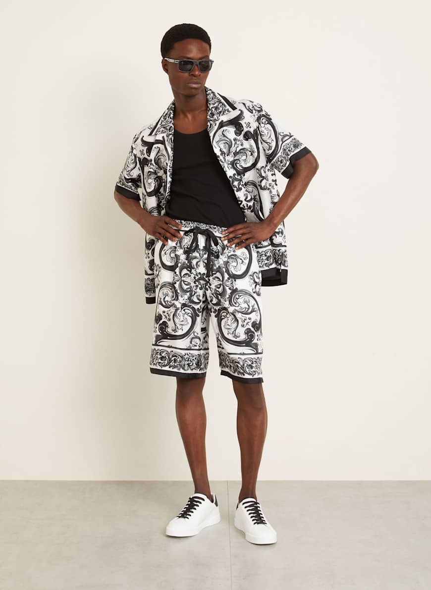 Old DOLCE&GABBANA　Baggy Shorts DOLCE & GABBANA Silk shorts in black / white / dark gray