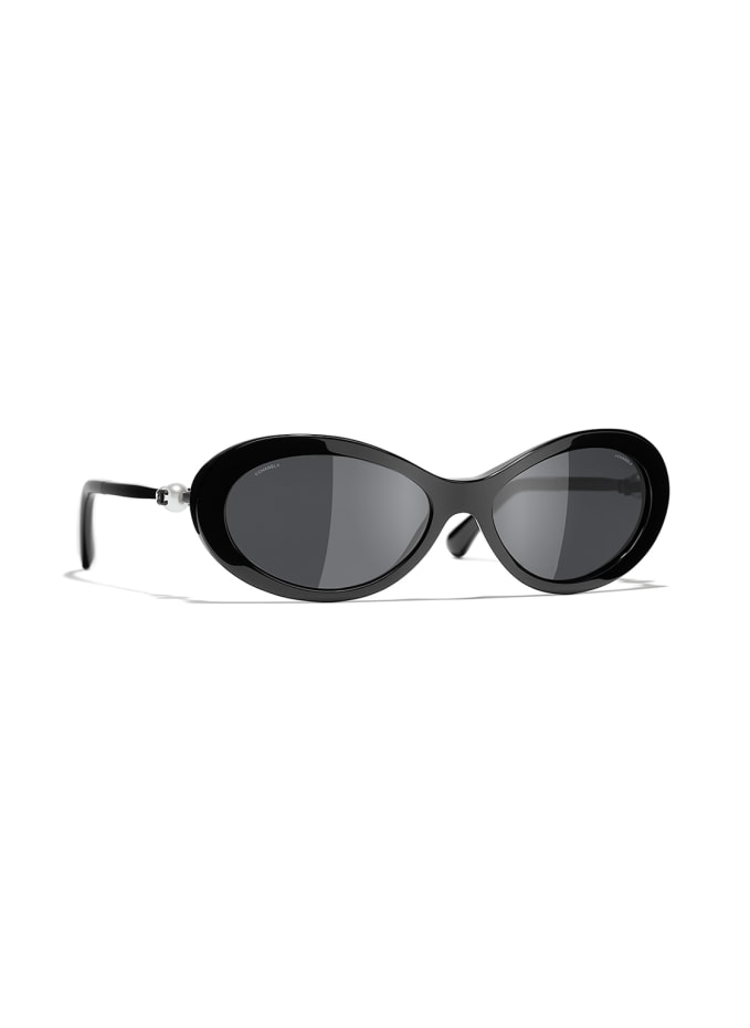 Oval hotsell sunglasses chanel