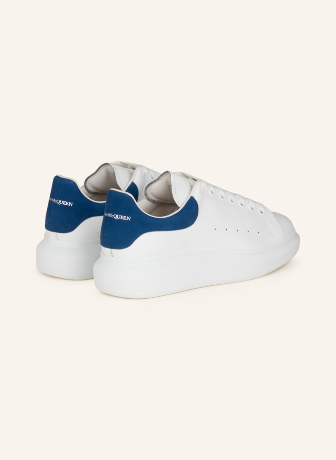 McQUEEN Sneakers in white/ blue