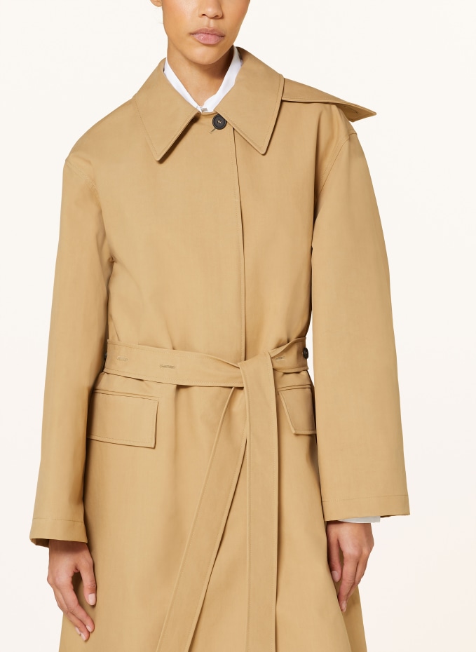 コート FABIANA FILIPPI Fabiana Filippi Coats Yellow 176 Fabiana Filippi Photos & High Res Pictures - Getty Images