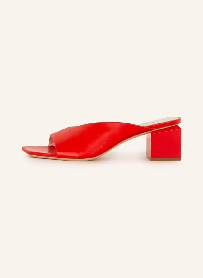 AGL Mules in rot