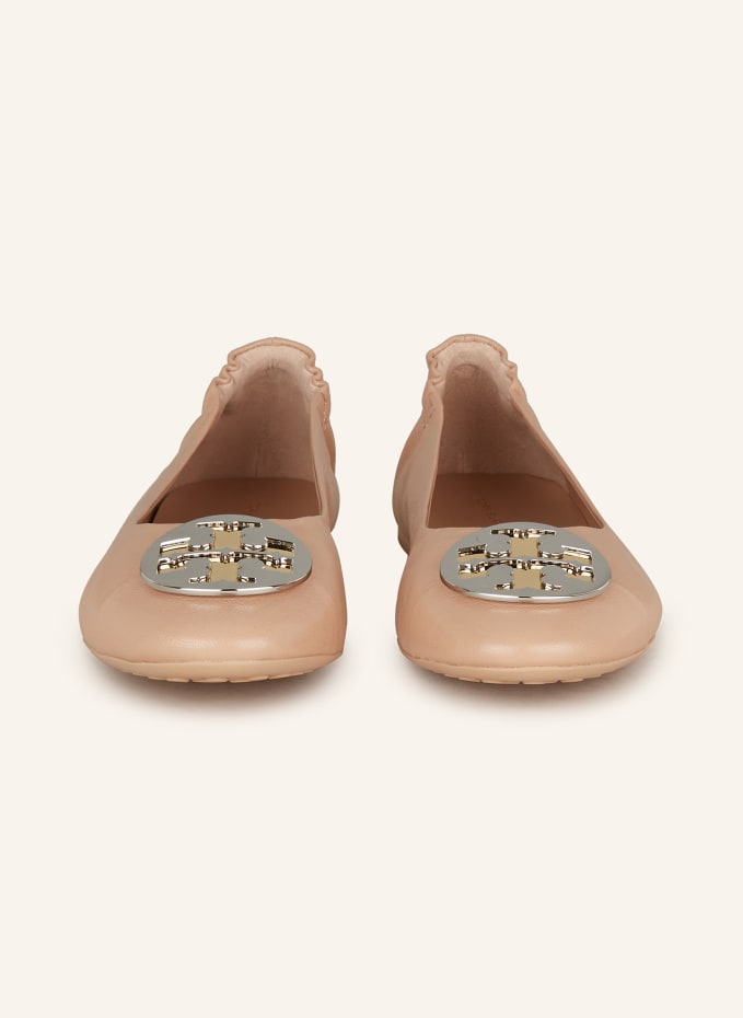 Tory burch minnie travel ballet flat light oak hotsell