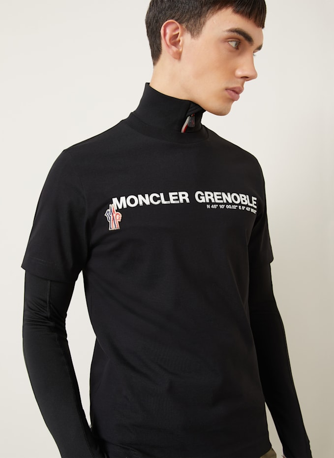 MONCLER GRENOBLE T-shirt in black