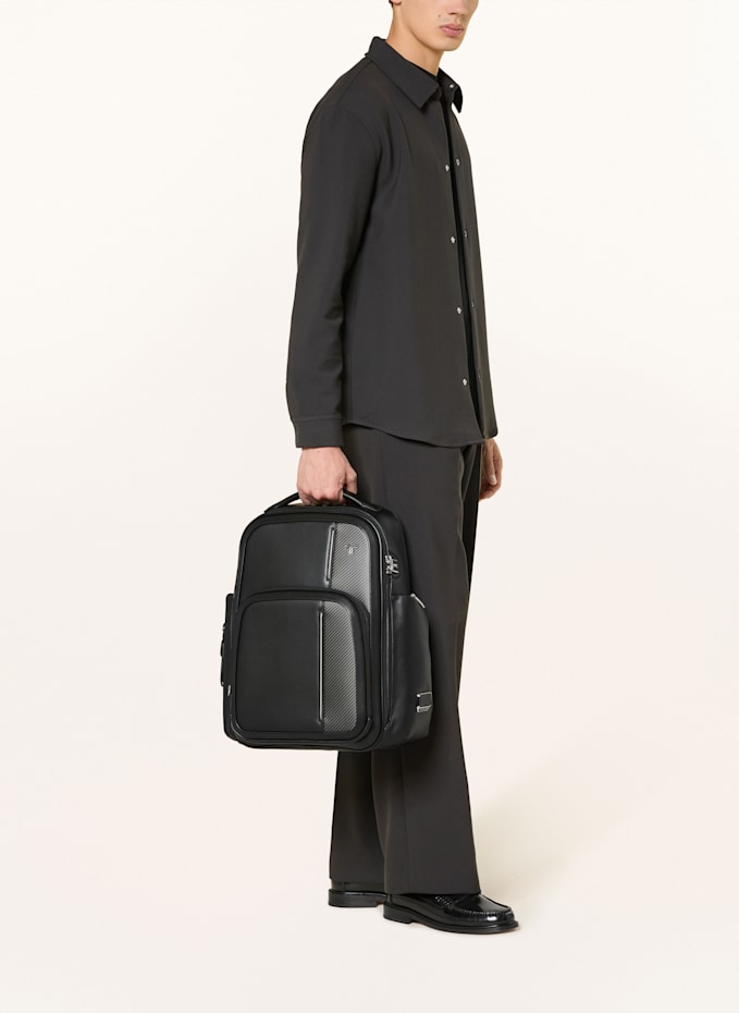 100302016413000_8_175621741301