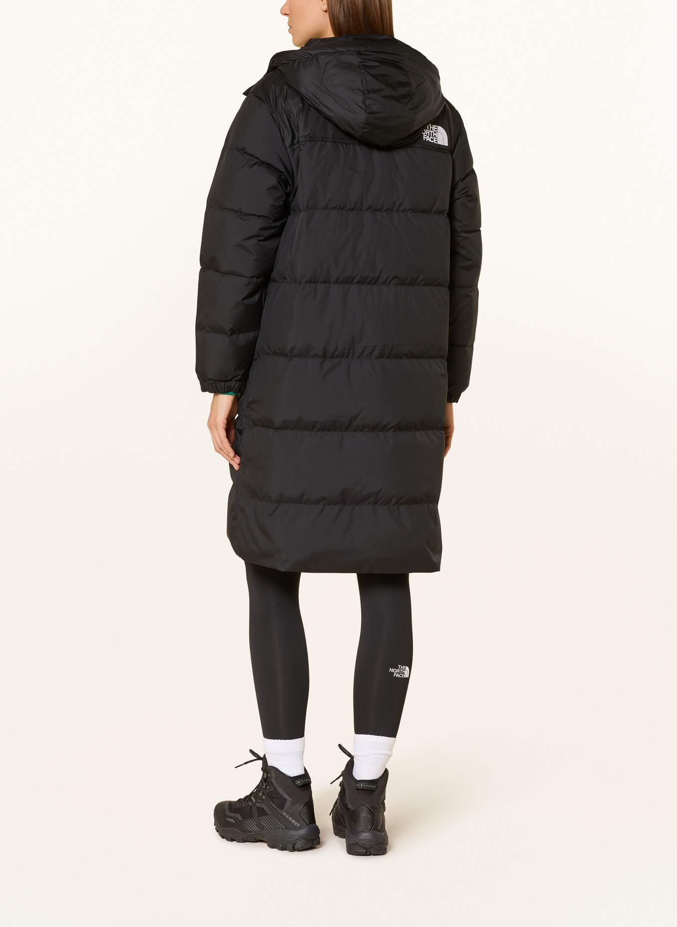 THE NORTH FACE Daunenmantel NUPTSE: SCHWARZ