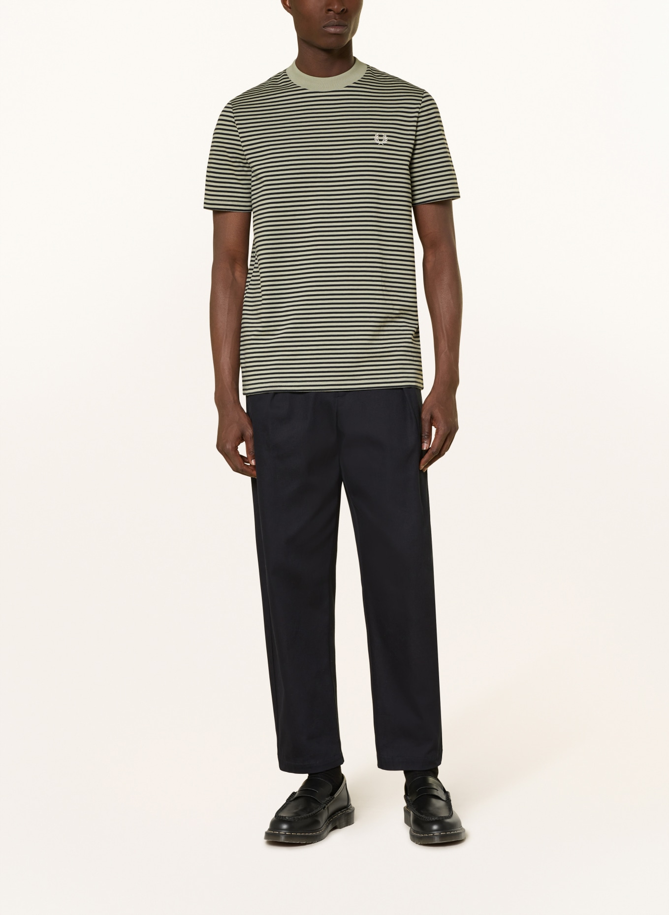 FRED PERRY T-shirt: LIGHT GREEN / DARK BLUE