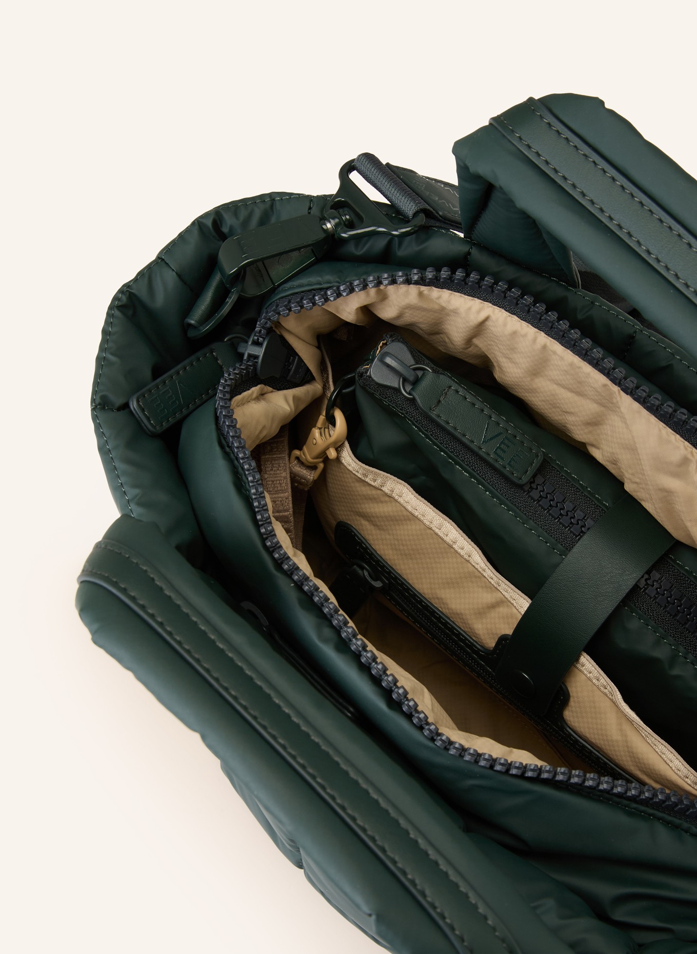 Vee Collective Shopper PORTER TOTE SMALL mit Pouch: DUNKELGRÜN