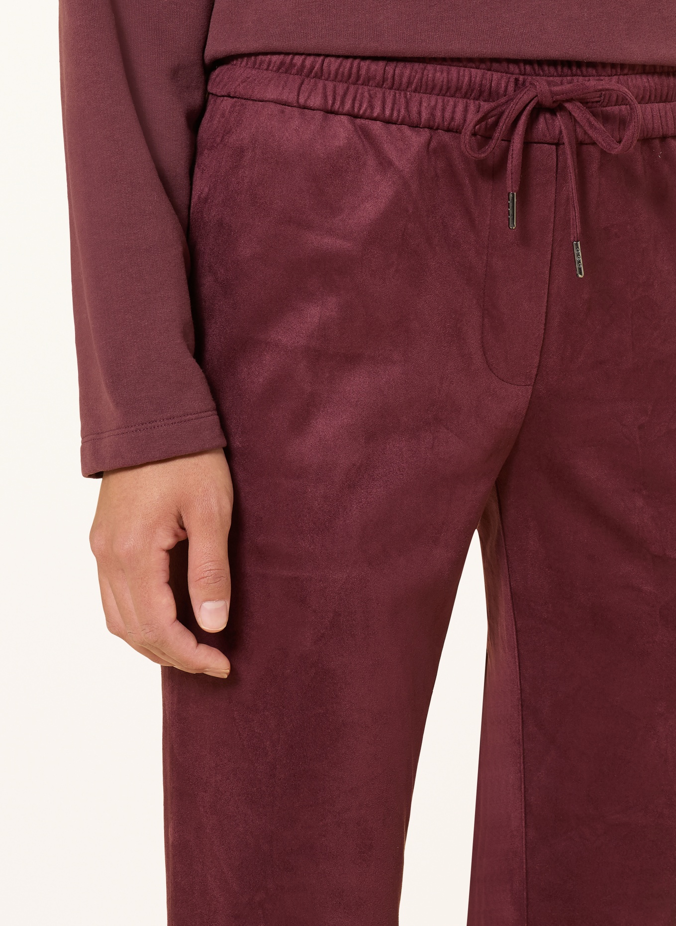 Juvia Hose im Jogging-Stil in Lederoptik: DUNKELROT