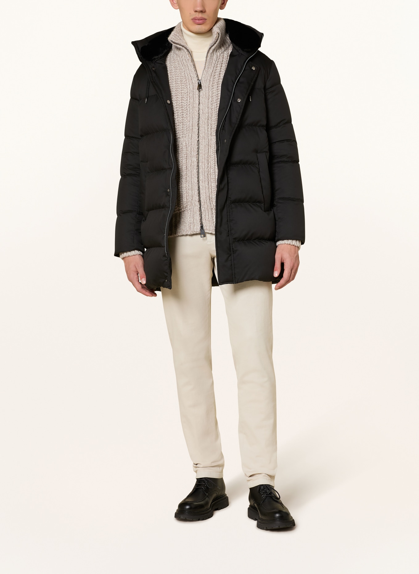 HERNO Daunenjacke mit abnehmbarem Kunstfell: SCHWARZ