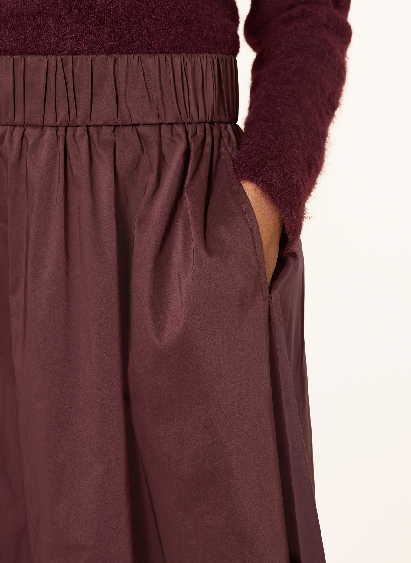 NEO NOIR Rock YARA: DUNKELROT