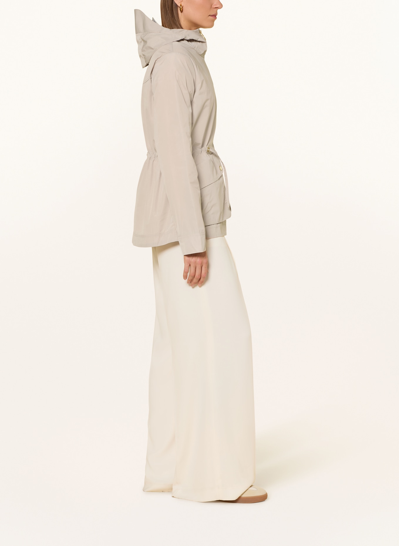 BARBOUR INTERNATIONAL Polní bunda PIPER: KRÉMOVÁ