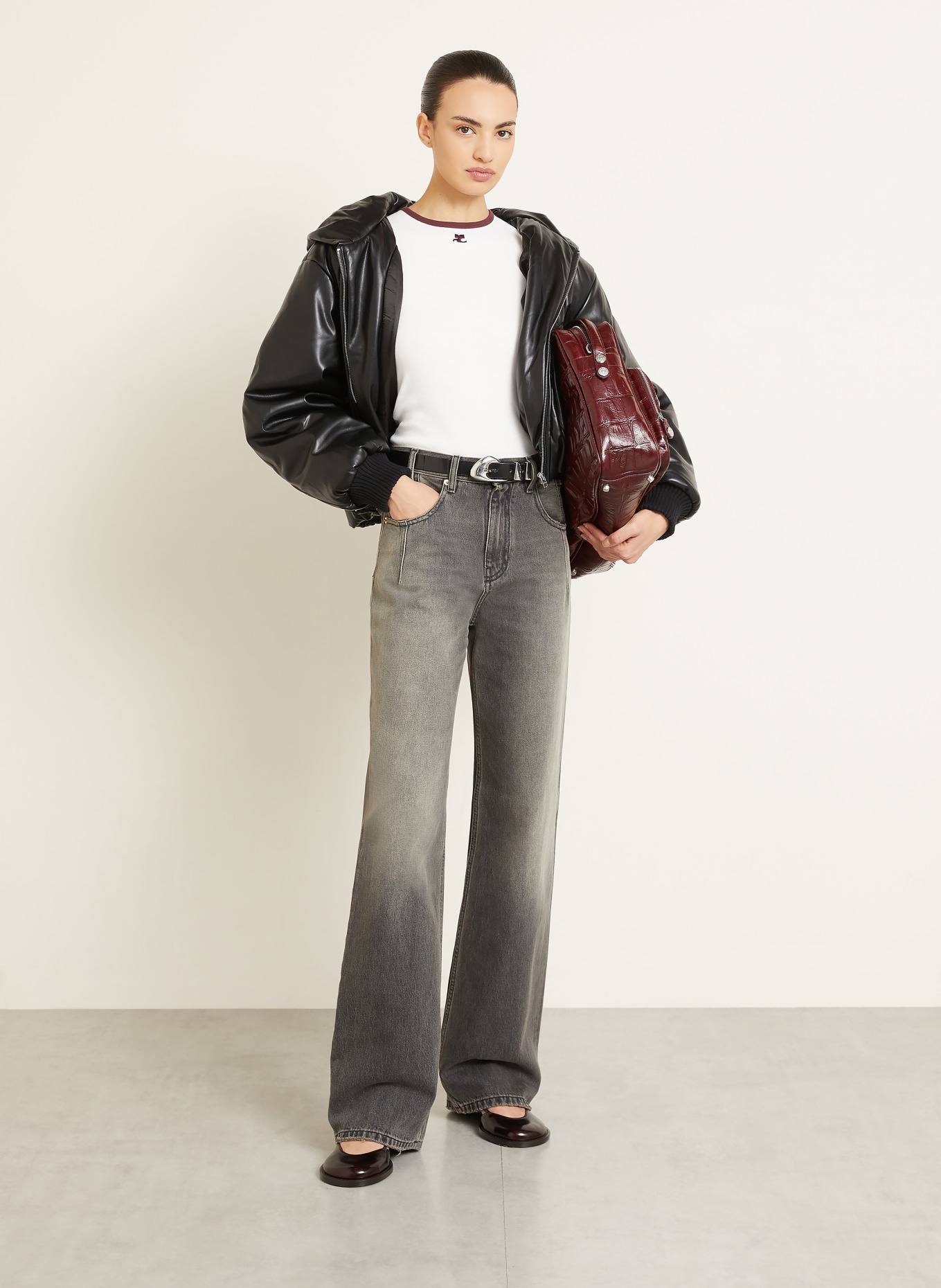 Courrèges T-shirt: CRÈME / ROUGE FONCÉ