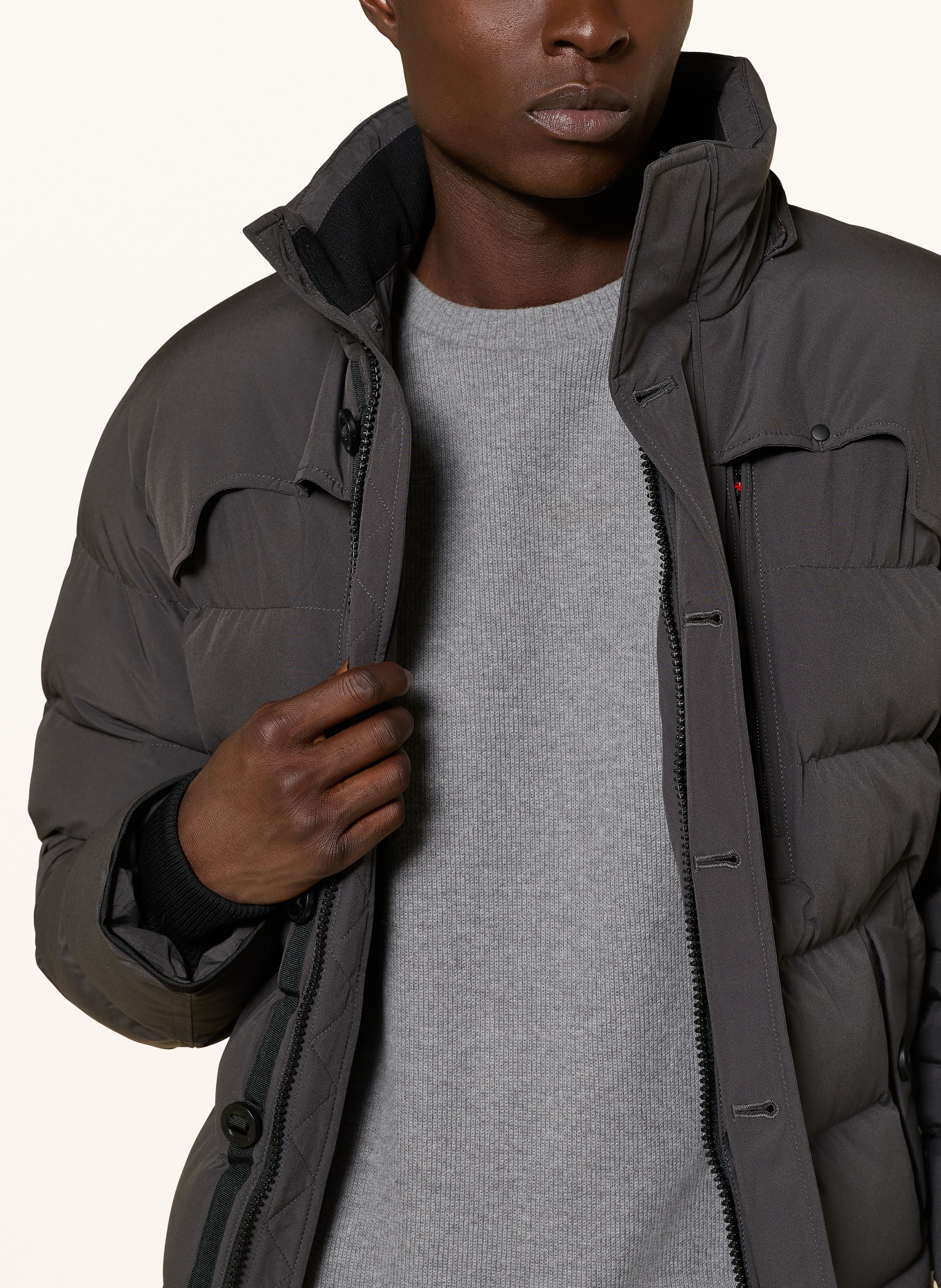 WELLENSTEYN Kurtka puchowa STARSTREAM z odpinanym kapturem wykończona sztucznym futrem: SZARY